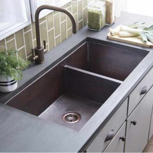 Cocina Duet Pro Double-bowl hammered copper undermount kitchen sink