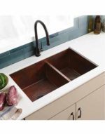 Cocina Duet Double-bowl hammered copper undermount kitchen sink