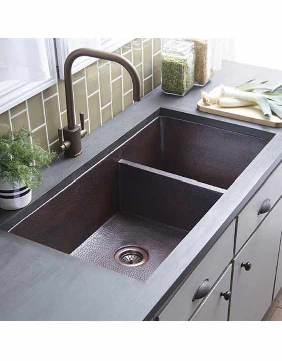 Native Trails - Cocina Duet Pro Double-bowl hammered copper undermount kitchen sink